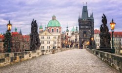 Карлов мост в Праге: история, адрес, легенды и фото