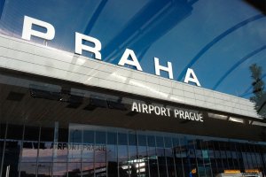 4 способа добраться из аэропорта Праги в центр города