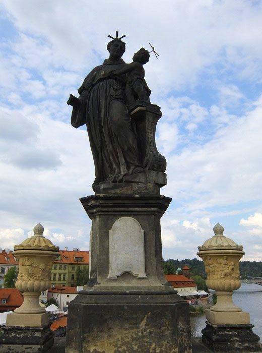 Карлов мост в Праге: скульптуры + фото